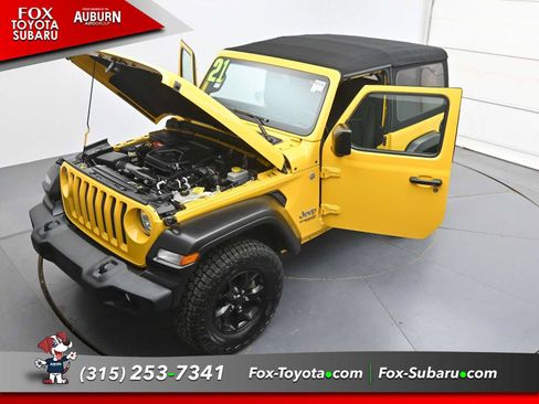 Used 2021 Jeep Wrangler Sport AWD/4WD image 38