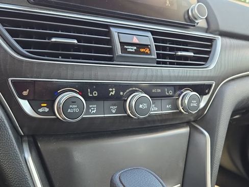 Used 2020 Honda Accord EX image 13