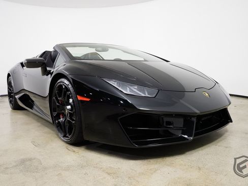 Used 2017 Lamborghini Huracan LP 580-2 image 4