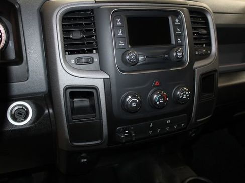 Used 2018 RAM 2500 Tradesman w/ Chrome Appearance Group image 17