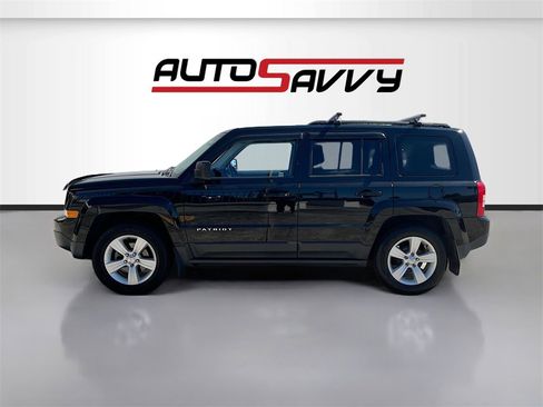 Used 2017 Jeep Patriot Latitude image 4
