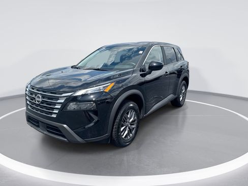 Used 2026 Nissan Rogue SV AWD/4WD image 8