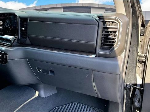 Certified 2022 GMC Sierra 1500 Elevation image 16