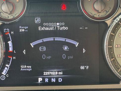 Used 2018 RAM 3500 Laramie Longhorn w/ Longhorn Southfork Package image 32