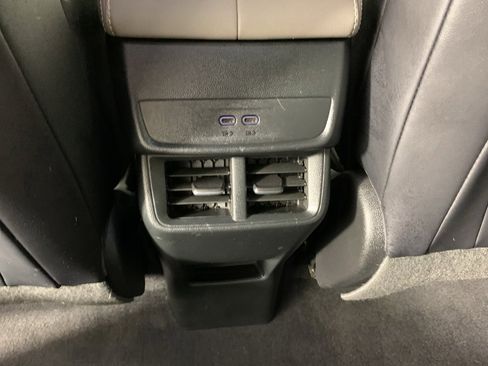 Used 2025 GMC Terrain Elevation w/ Elevation Premium Package image 29