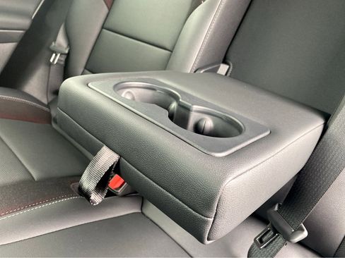 New 2025 Chevrolet Equinox EV RS image 23