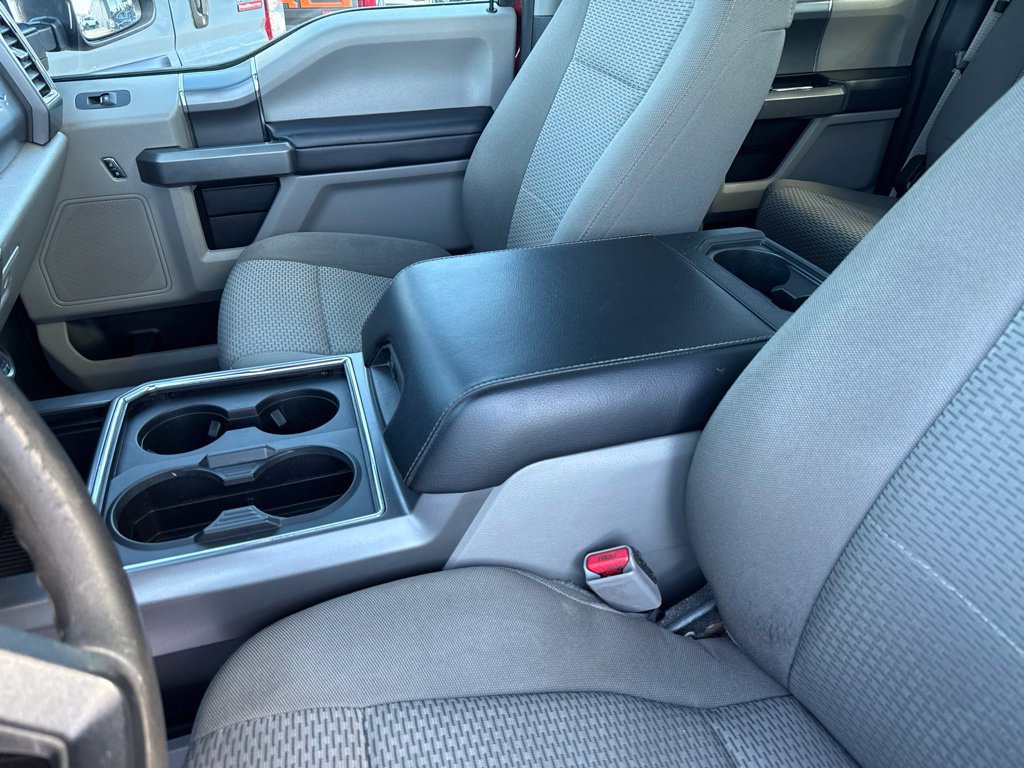 Used 2017 Ford F250 XLT w/ XLT Premium Package AWD/4WD image 27
