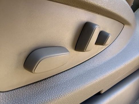 Used 2020 Chevrolet Suburban Premier image 14