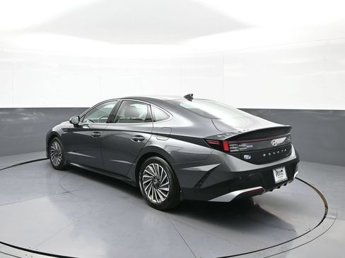 Used 2026 Hyundai Sonata SEL FWD image 8
