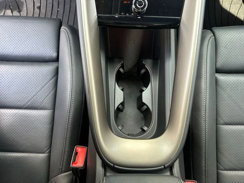 Certified 2024 Porsche Macan Turbo Electric image 28