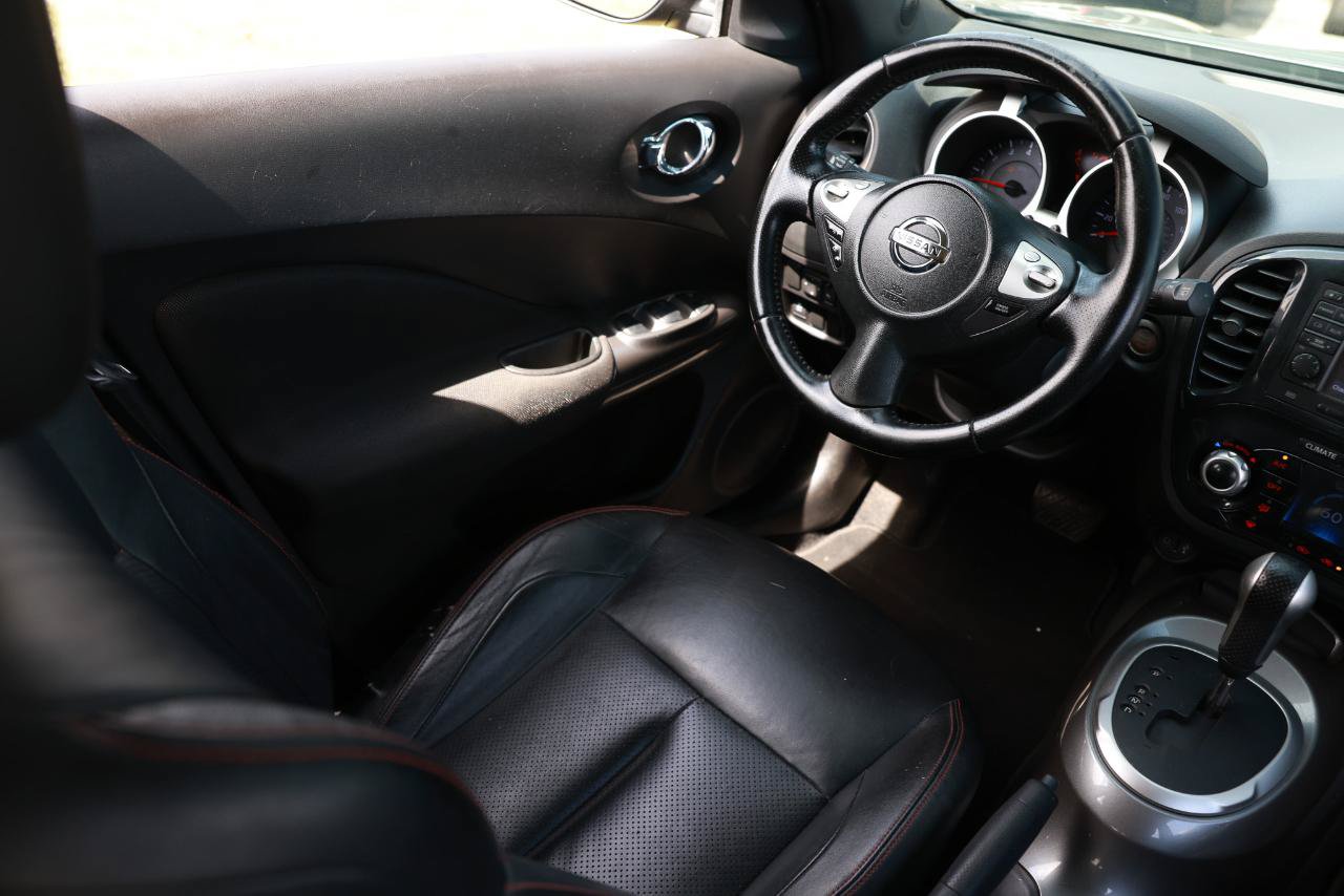 Used 2012 Nissan Juke SL FWD image 21