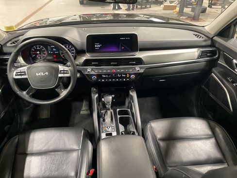 Certified 2022 Kia Telluride S image 6