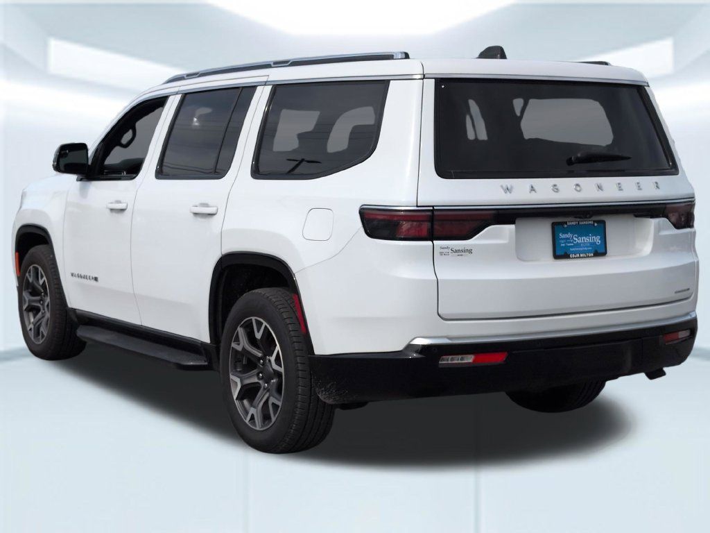 Used 2024 Jeep Wagoneer Series III AWD/4WD image 4