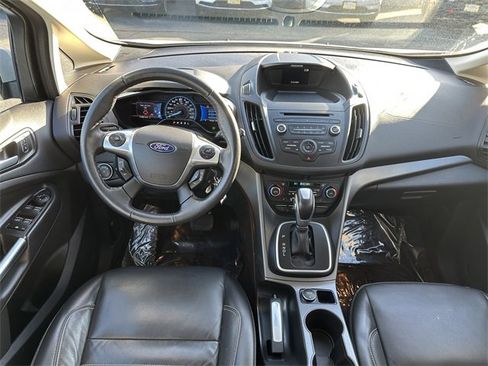 Certified 2017 Ford C-MAX Energi SE w/ Equipment Group 402A image 13