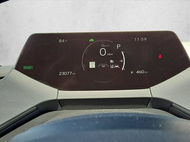 Used 2025 Toyota Prius LE FWD image 13