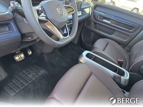 New 2025 Volkswagen ID. Buzz Pro S Plus image 13