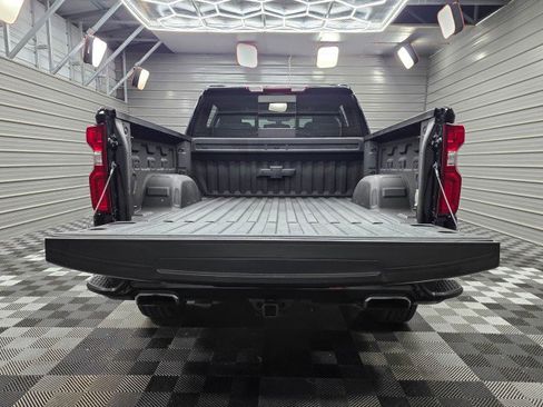 Used 2019 Chevrolet Silverado 1500 LT Trail Boss AWD/4WD image 10