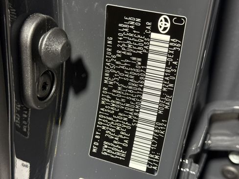 Used 2026 Toyota Corolla LE FWD image 28