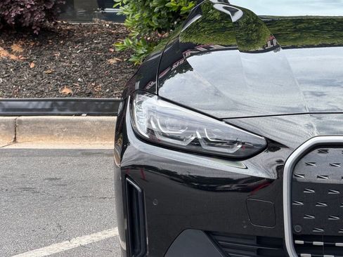 Used 2023 BMW i4 eDrive35 w/ Premium Package RWD image 4