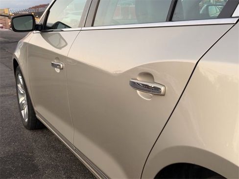 Used 2013 Buick LaCrosse Leather image 11
