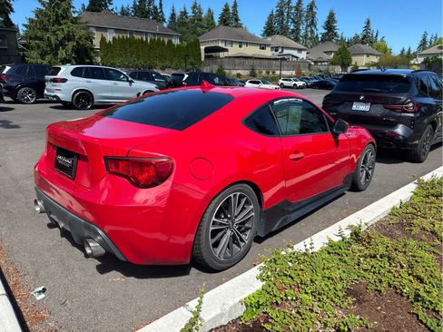 Used 2013 Scion FR-S RWD image 5