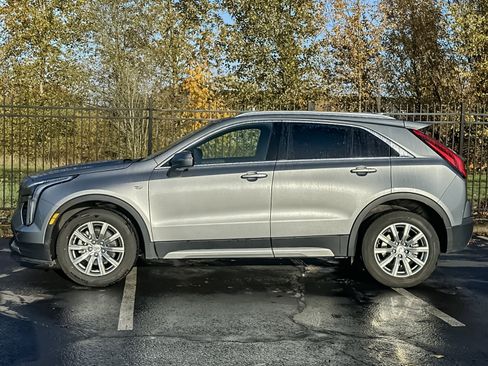 Used 2023 Cadillac XT4 Premium Luxury image 7