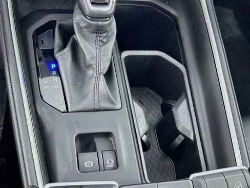 Used 2024 Toyota Grand Highlander AWD image 22