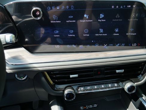 New 2026 Chevrolet Tahoe Premier image 16