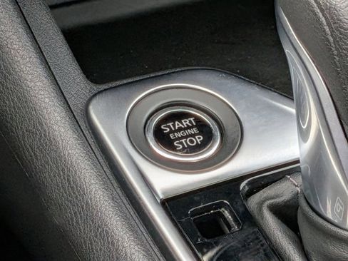 Used 2025 Nissan Sentra SV image 16