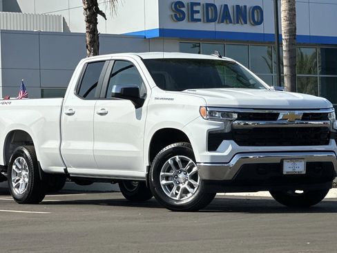 New 2026 Chevrolet Silverado 1500 LT image 2