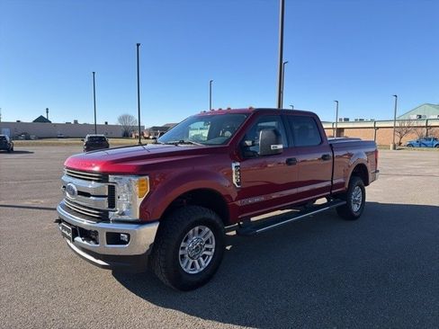 Used 2017 Ford F350 XLT w/ XLT Value Package image 2