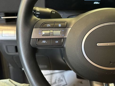 Used 2025 Hyundai Kona SEL AWD/4WD image 11