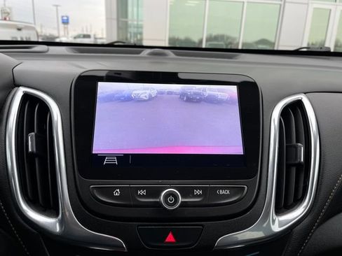 Used 2020 Chevrolet Equinox Premier image 18
