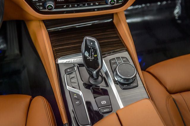 Used 2017 BMW 540i RWD image 34