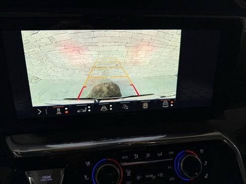 Used 2025 GMC Sierra 1500 Denali w/ Denali Reserve Package image 9