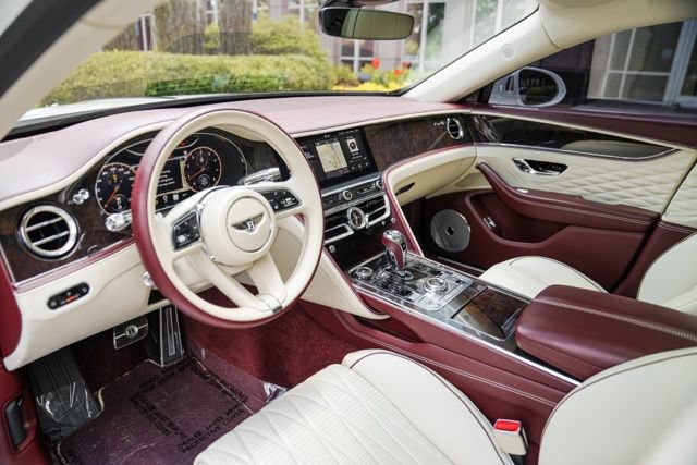 Used 2022 Bentley Flying Spur V8 AWD/4WD image 23