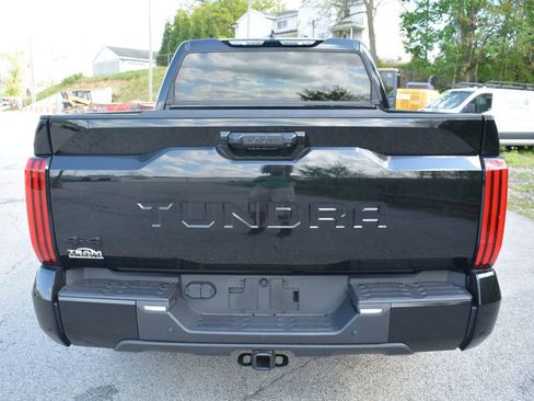 Used 2023 Toyota Tundra SR5 w/ SR5 Convenience Package AWD/4WD image 6