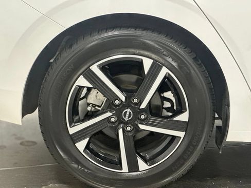 Used 2024 Nissan Sentra SV FWD image 24