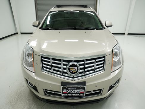 Used 2014 Cadillac SRX Premium image 2