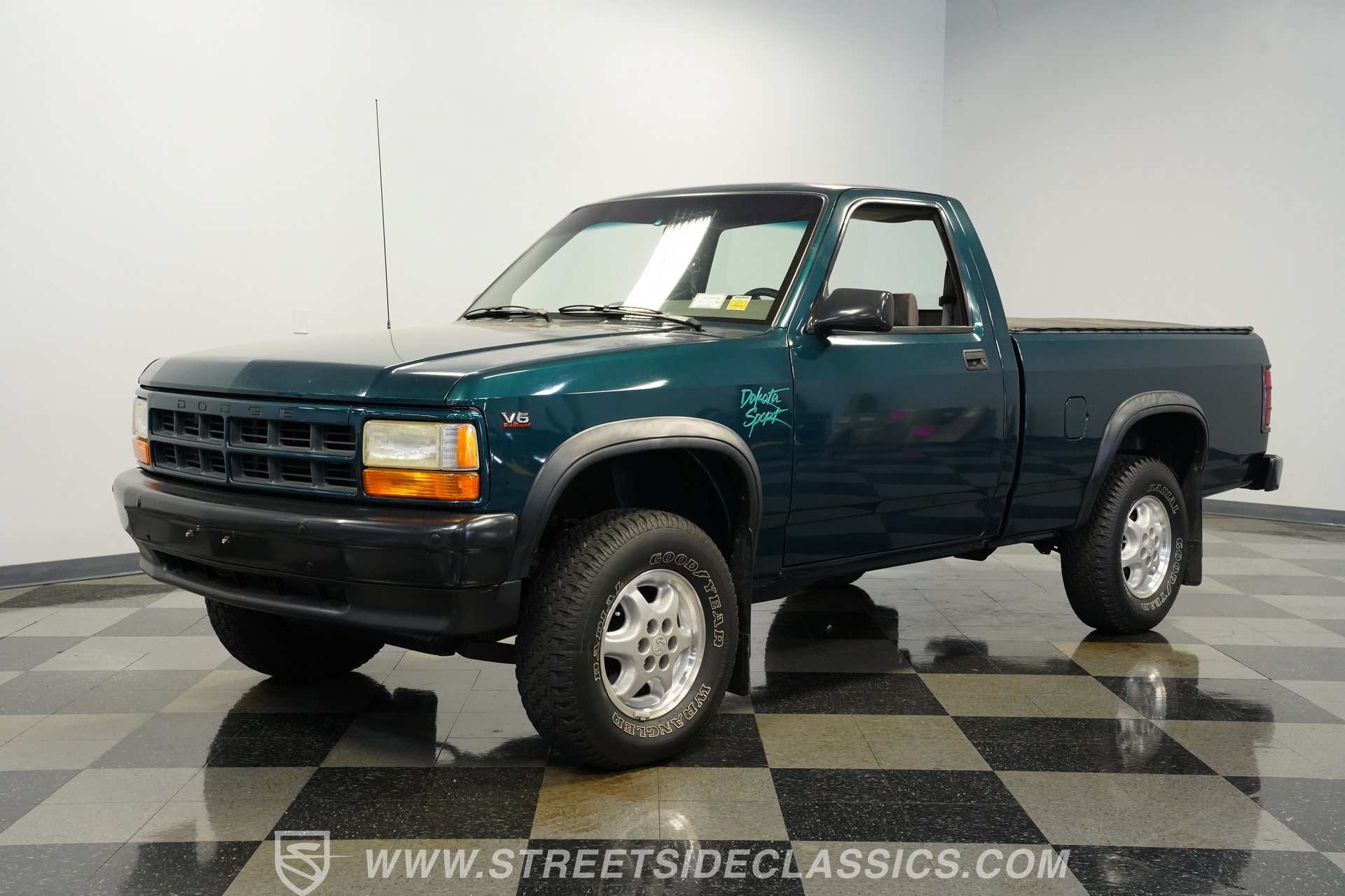 Used 1995 Dodge Dakota Sport AWD/4WD image 6