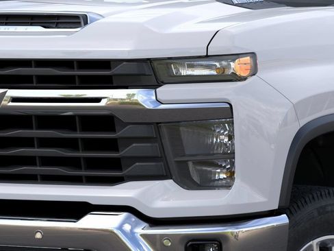 New 2026 Chevrolet Silverado 2500 LT w/ All Star Edition AWD/4WD image 15