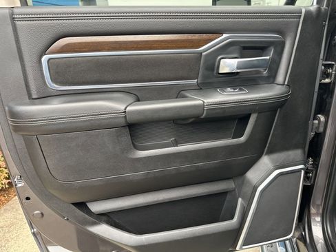 Used 2023 RAM 3500 Laramie image 10