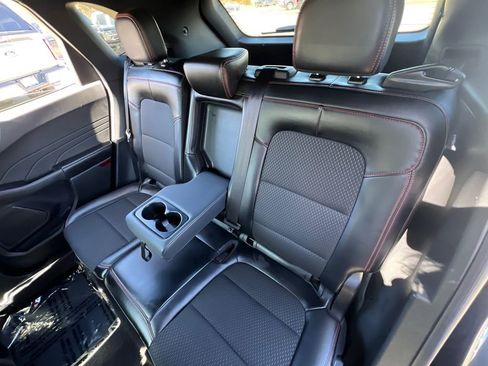 Used 2024 Ford Escape ST-Line image 29