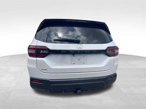 Used 2023 Honda Pilot EX-L image 6