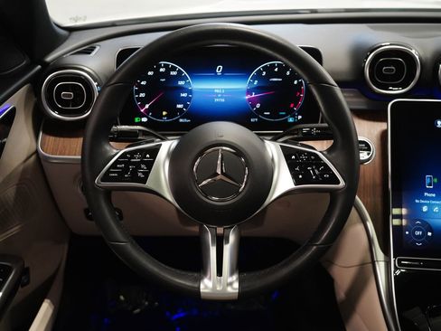 Used 2023 Mercedes-Benz C 300 4MATIC Sedan image 16
