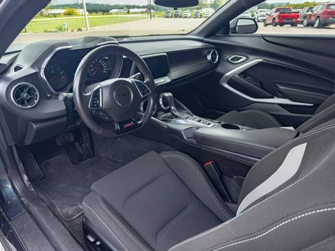 Used 2023 Chevrolet Camaro SS RWD image 9