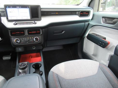 Used 2024 Ford Maverick XLT w/ XLT Luxury Package FWD image 16
