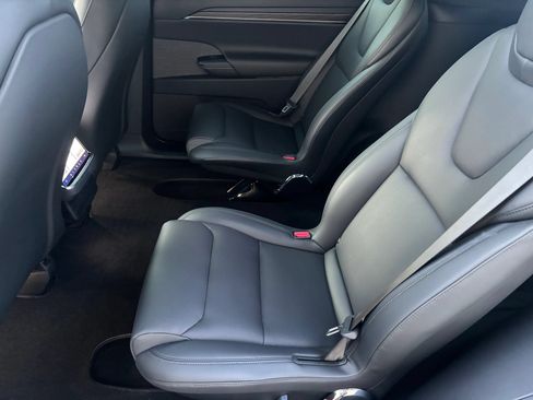 Used 2025 Tesla Model X AWD/4WD image 12