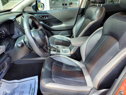 Used 2024 Subaru Crosstrek 2.5i Limited w/ Crosstrek Mirror Package AWD/4WD image 12