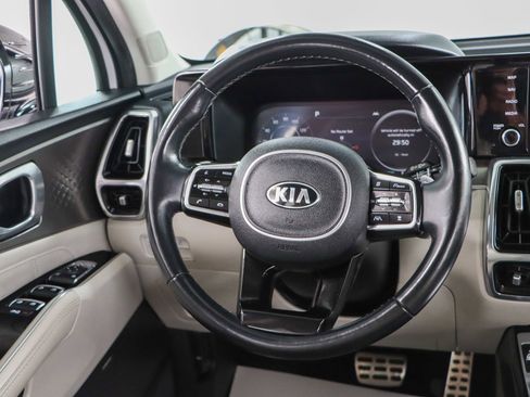 Used 2021 Kia Sorento SX image 12